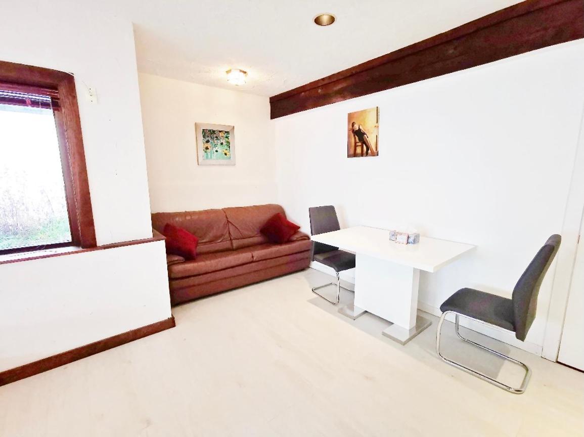 Walkon Waterfront Castle Cove Inn Шемейнюс Екстериор снимка